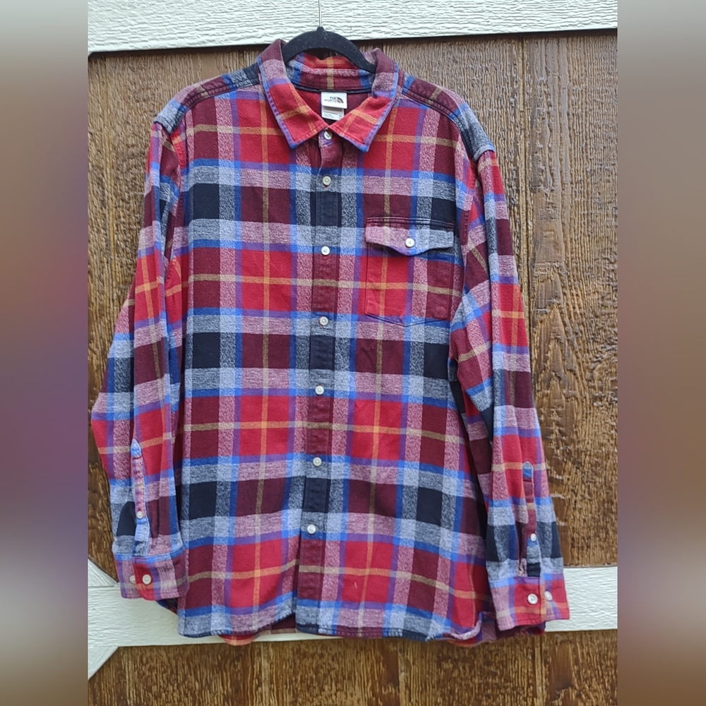 THE NORTH FACE Flannel Shirt Men's XXL Red Plaid Button up Hiking Camping